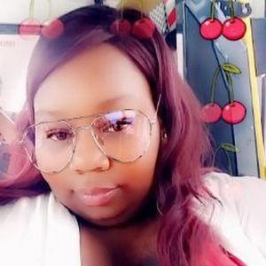 Meet your Posher, Iesha